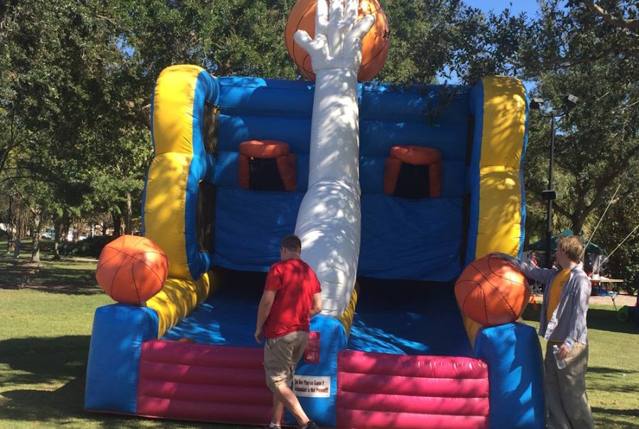 Obstacle Course Rentals | Interactive Inflatable Games | Thrill Rides