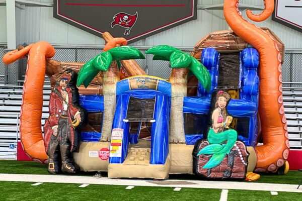 Buccaneers Pirate Kid Zone Bounce House